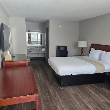 Days Inn By Wyndham Raleigh South Esterno foto