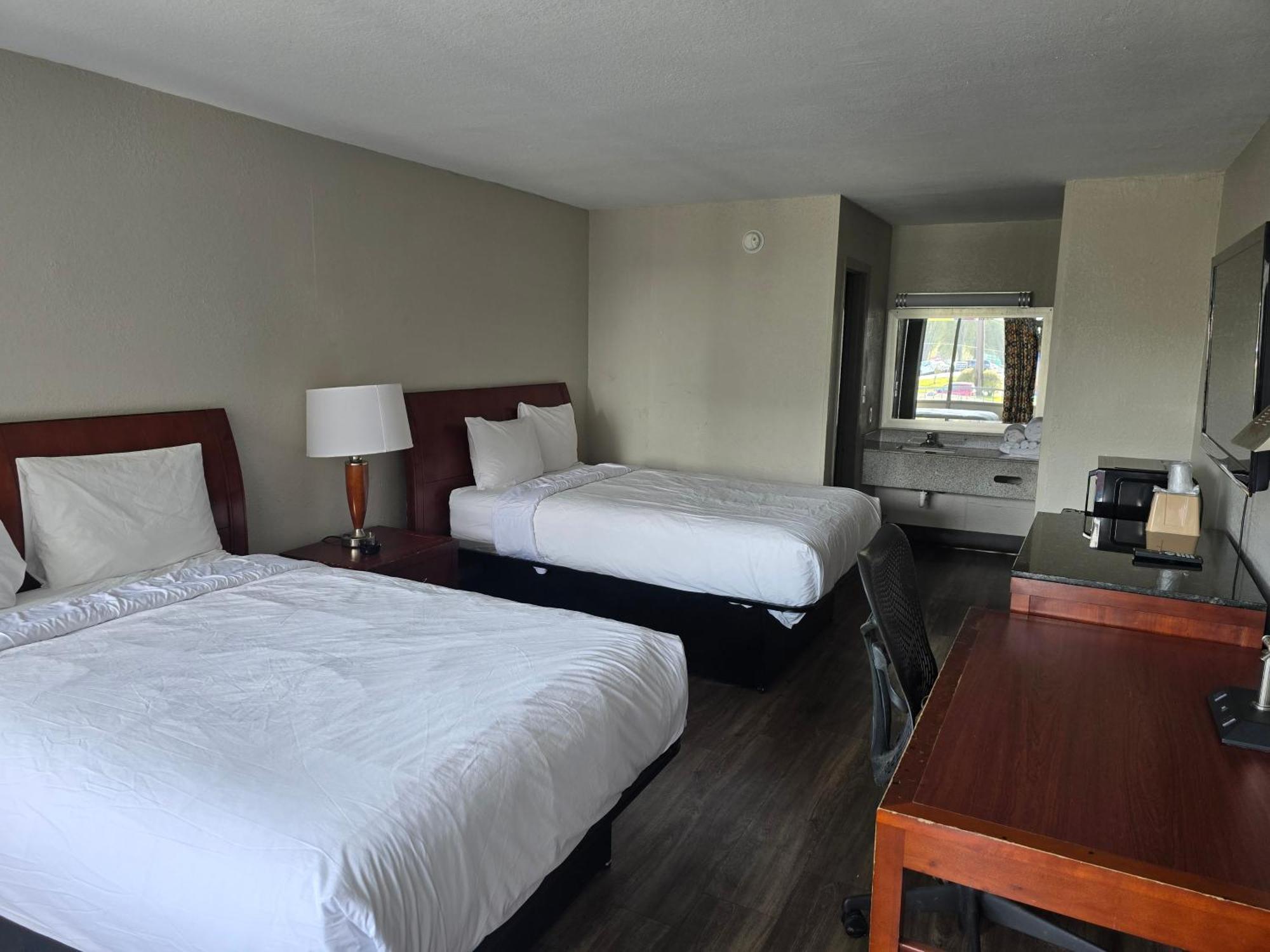 Days Inn By Wyndham Raleigh South Esterno foto