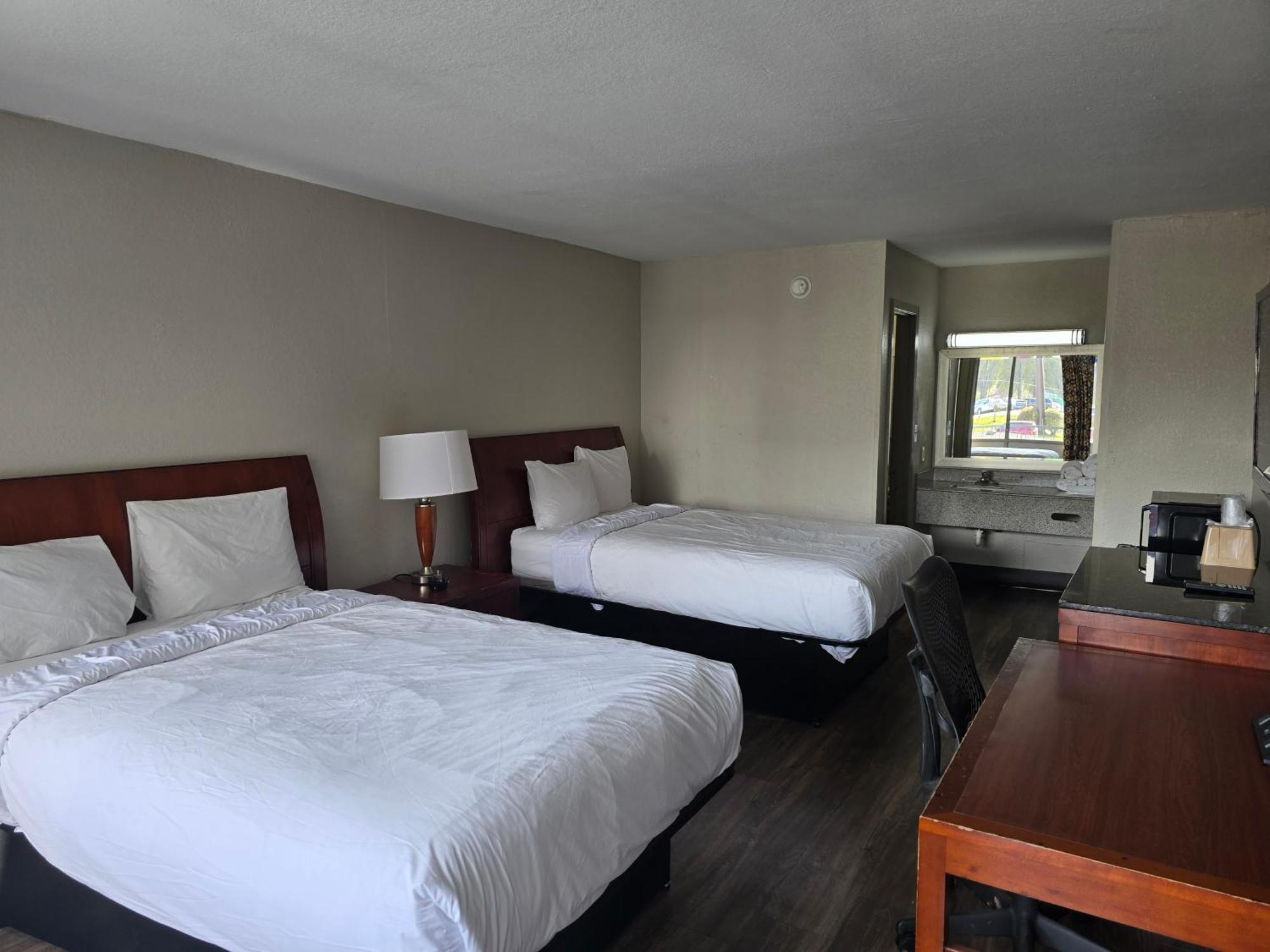 Days Inn By Wyndham Raleigh South Esterno foto